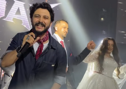 Toyları səhv salıb yarım saat pulsuz oxudu