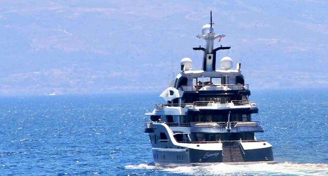 Bodrum sularında üzən "150 milyonluq saray" onun i