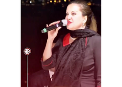 Türkiyədə azana hörmətsizlik edən müğənni səhnədən QOVULDU - <span class="color_red">VİDEO </span>