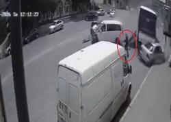 Bakıda piyada son anda ölümdən döndü - <span class="color_red">ANBAAN VİDEO</span>