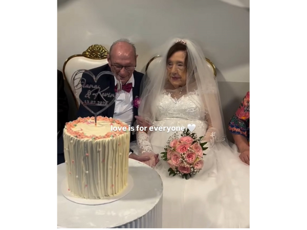 Diana və Kevin ahıl yaşında özlərinə toy etdilər - <span class="color_red">VİDEO </span>