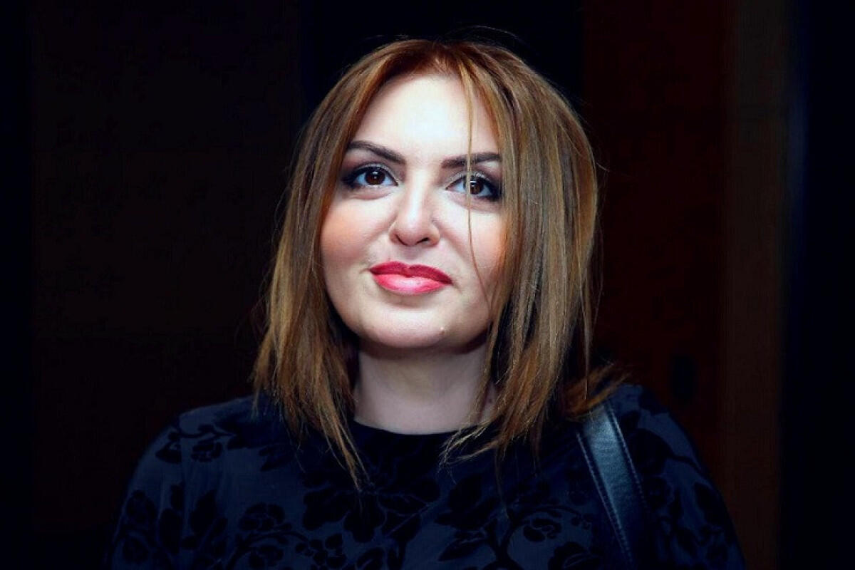 Əməkdar artist mərhum anasını paylaşdı -