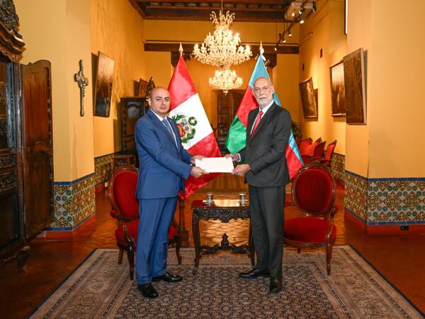 Azərbaycan səfiri etimadnaməsinin surətini Peru XİN-ə təqdim edib - <span class="color_red">FOTO</span>