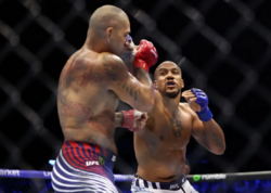 Ağ Evdə UFC gecəsi: Yeni çempion bəlli oldu - <span class="color_red">VİDEO</span>