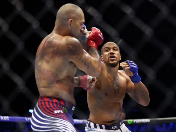 Ağ Evdə UFC gecəsi: Yeni çempion bəlli oldu - <span class="color_red">VİDEO</span>