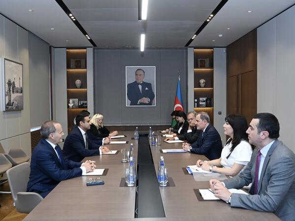 Azərbaycan-ABŞ münasibətlərinin gələcək inkişaf perspektivləri müzakirə olundu (FOTO)