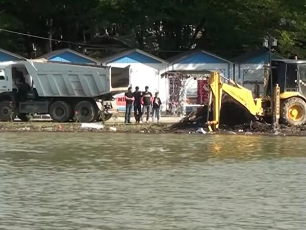 Qubada güclü leysan yolu uçurdu - 6 kəndlə əlaqə kəsildi
