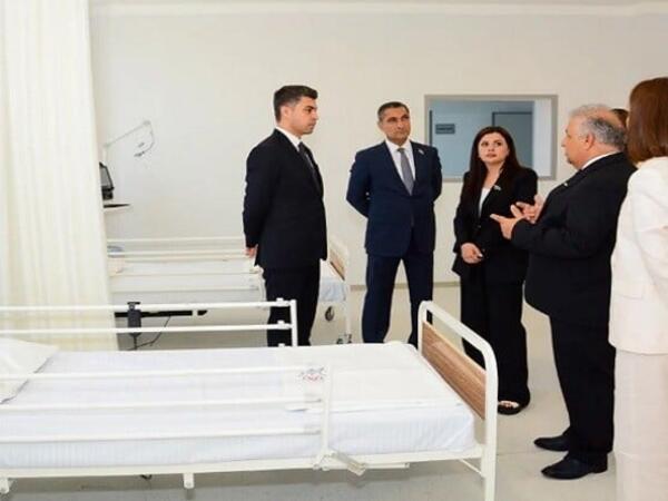 Bakıda yeni xəstəxananın açılışı oldu