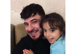 Qızının yazdığı məktub müğənni Ramalı ağlatdı - <span class="color_red">(Video)</span>