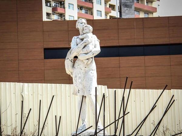 "Ana-Bala" parkının yerində "novostroyka" tikilir? - Rəsmi açıqlama