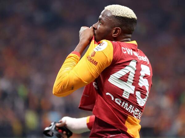 Osimhen üçün 150 milyonluq tələb: "Manchester United" hərəkətə keçdi