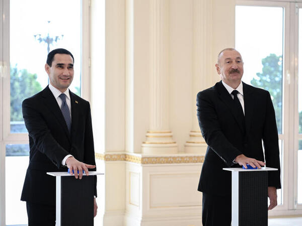 Azərbaycan və Türkmənistan prezidentlərinin iştirakı ilə “Dostlug” tankerinin onlayn formatda hədiyyə olunması mərasimi keçirilib
