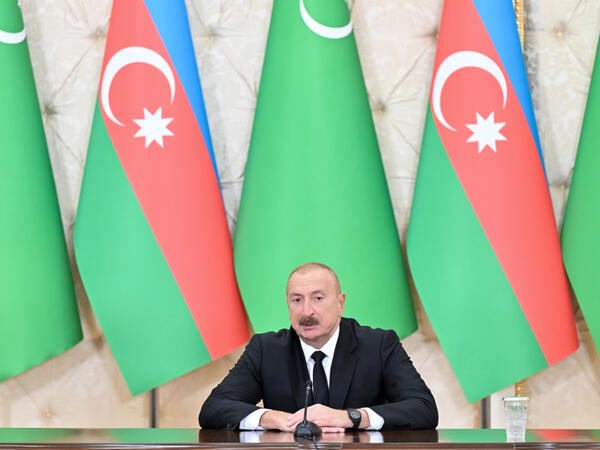 Prezident İlham Əliyev: Azərbaycanla Türkmənistan arasında nəqliyyat-logistika sahəsində əməkdaşlıq uzunmüddətli xarakter daşıyır