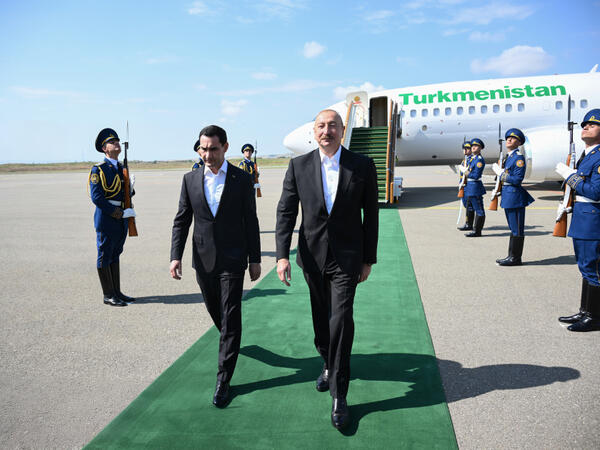 Türkmənistan Prezidenti Sərdar Berdiməhəmmədov Füzuli rayonuna gəlib - <span class="color_red">(Foto)</span>