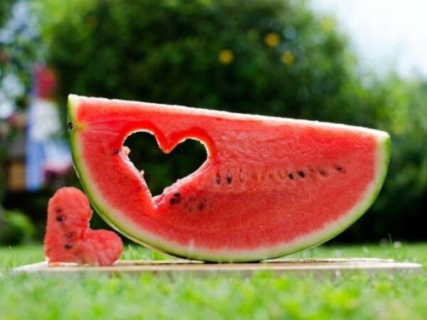 "Qarpız avqustda yeyilməlidir" fikri nə dərəcədə doğrudur? - Müsahibə