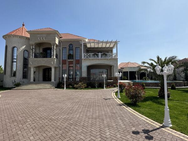 Rayonlarda milyonluq həyat: <span class="color_red">villaların qiyməti 1 milyon manatı keçir</span>