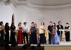 Professor Hökümə Əliyevanın violin sinfi üzrə tələbələrinin konserti keçirildi - FOTO