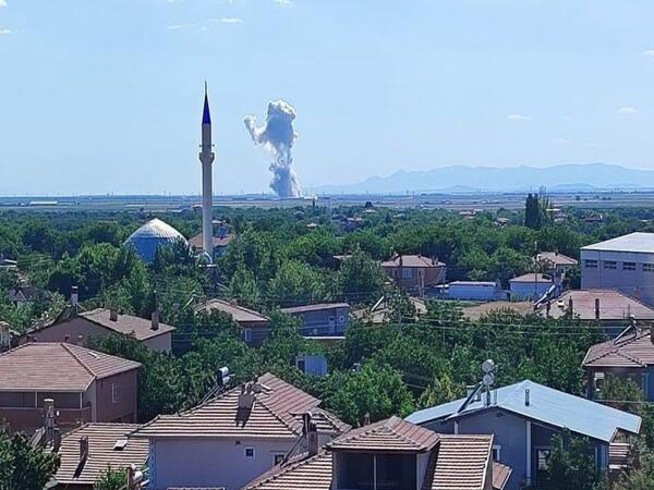 Türkiyədə fişəng fabrikində partlayış baş verib, yaralılar var