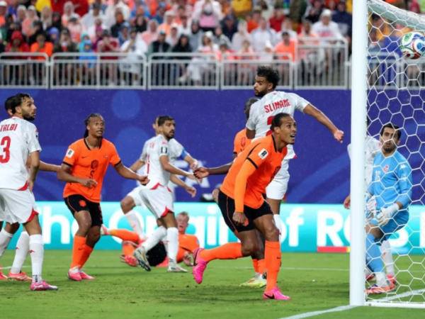 Dünya çempionatında Niderland 3:1 hesabı ilə qalib gəlib