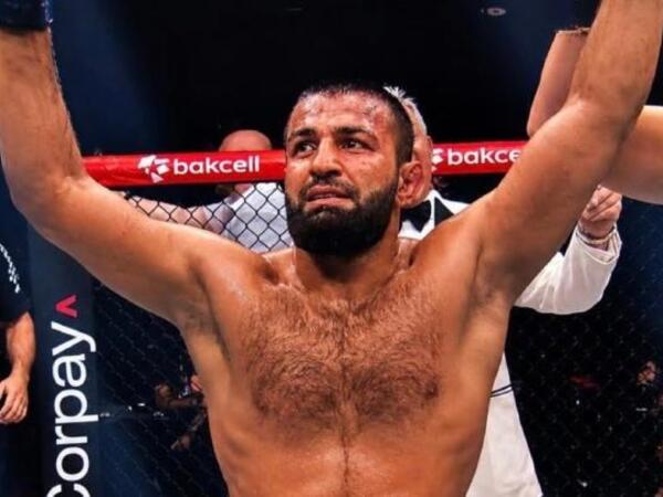 Tahir Abdullayev UFC-də ilk qələbəsini qazandı