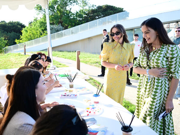 Leyla Əliyeva və Alona Əliyeva Xeyirxahlıq Festivalında iştirak ediblər - <span class="color_red">(Foto)</span>