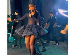 Aygün Kazımova baş geyimi ilə diqqət çəkdi - <span class="color_red">(Video)</span>
