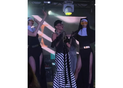 Natavan Həbibi rəqqasələrinə görə tənqid atəşinə tutuldu - <span class="color_red">(Video)</span>