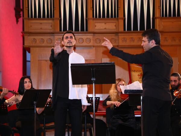 II Opera Günləri çərçivəsində İlham Nəzərovun “Kontratenor” adlı möhtəşəm konserti keçirildi - <span class="color_red">(Foto)</span>