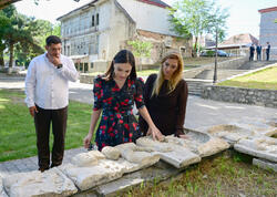 Leyla Əliyeva Şəki şəhərindəki Məhəmməd Füzuli adına parkda görülən işlərlə tanış olub - <span class="color_red">(Foto)</span>