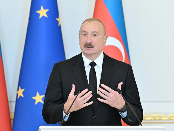 İlham Əliyev: Bu gün hər bir istiqamətdə Azərbaycanın ərazisindən keçən yük həcmi artır <span class="color_red">(Video)</span>