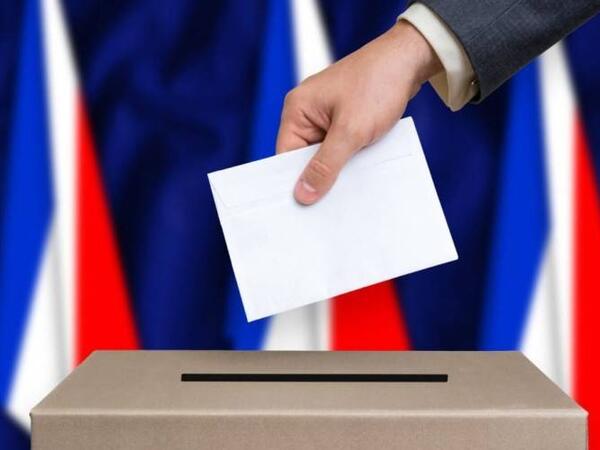 Fransada prezident seçkisinin tarixi məlum oldu