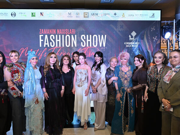 Alyona Əliyeva “Zamanın naxışları” moda nümayişində iştirak edib - <span class="color_red">(Foto)</span>