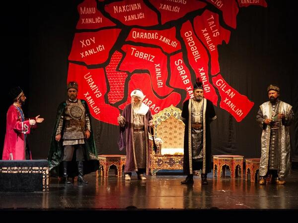 Akademik Milli Dram Teatrı teatr mövsümünə yekun vurub <span class="color_red">(Foto)</span>
