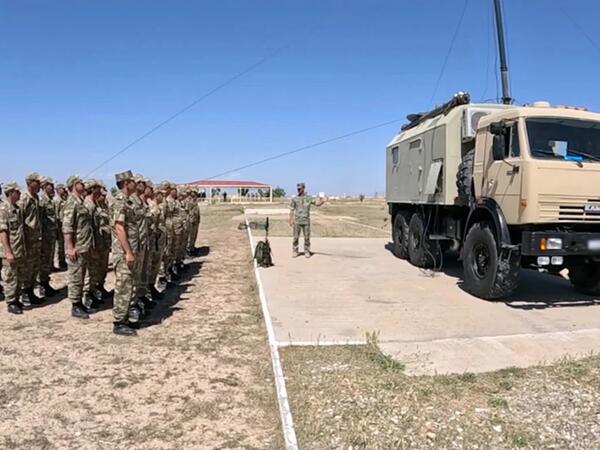 Ehtiyatda olan bütün hərbi vəzifəlilərin NƏZƏRİNƏ