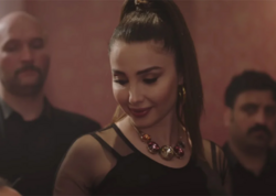 Bir vaxtlar Azərbaycanda məşhur aparıcı idi, indi ABŞ-də yuxa bişirir - <span class="color_red">(Video)</span>