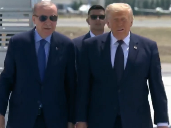 Trampla Ərdoğan bir arada, şəxsən qarşıladı