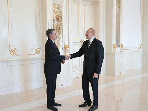 Prezident İlham Əliyev  Stiv Deynsi qəbul edib - <span class="color_red">(Foto)</span>