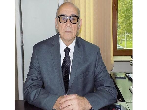 Tanınmış akademik vəfat etdi