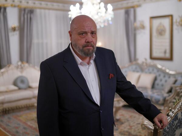 "Kızılcık Şerbeti"nin məşhur aktyoru 20 ildir psixiatrik müalicə alır