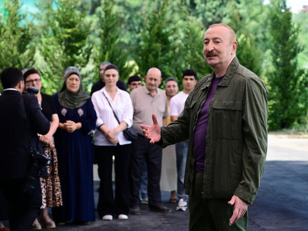 Prezident İlham Əliyev: Hər dəfə keçmiş köçkünlər öz dədə-baba torpaqlarına qayıdanda hamımız üçün bayramdır