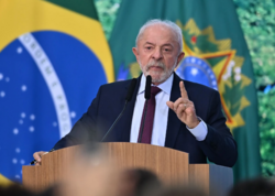 Braziliya prezidenti milli komandanı sərt tənqid etdi: Bu nə biabırçılıqdır?