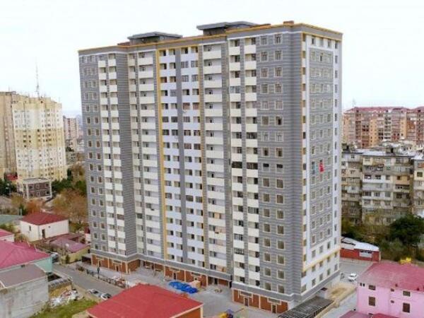 Bakıda 10 mərtəbəli binanın 11-ci mərtəbəsində mənzil satdılar - 80 min manata