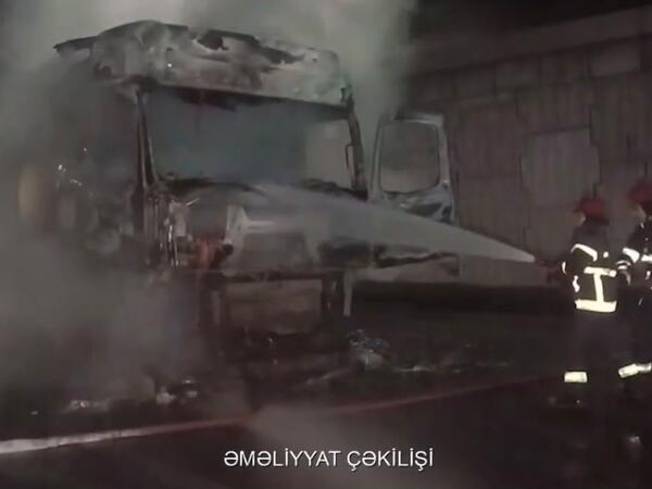 Paytaxtda 31 ton dizel daşıyan yük avtomobili alovlandı - <span class="color_red"> (Video)</span>