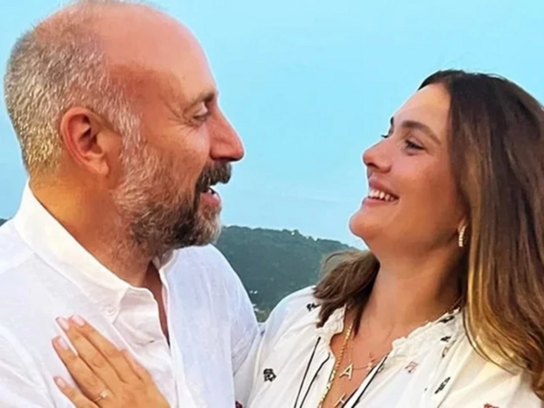 Bergüzar Halit Ergençin qəribə vərdişini ifşa etdi - <span class="color_red">(Foto)</span>