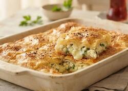 Səhər yeməyinə 10 dəqiqəyə hazırlaya biləcəyiniz pendirli börek resepti