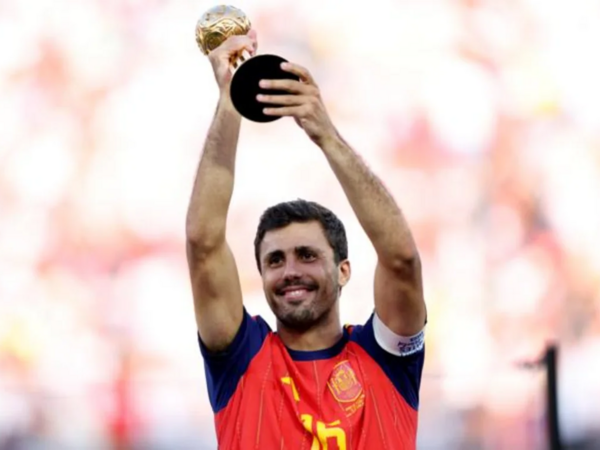 DÇ-2026:  Finalın və dünya çempionatının ən yaxşı futbolçuları seçildi