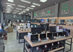 Mağazada qadının oğurluq anı kameralara düşdü – <span class="color_red">(Video)</span>