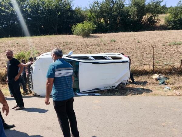 Cəlilabadda avtomobil aşıb, 4 nəfər xəsarət alıb