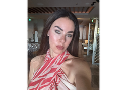 Heç kim 54 yaşı olduğuna inanmır - Bodrum görüntüləri müzakirə yaratdı - <span class="color_red">(Fotolar)</span>