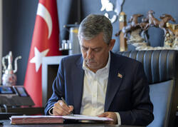 Özgür Özel və daha 91 deputat CHP-ni tərk etdi – Yeni partiya yaradılır